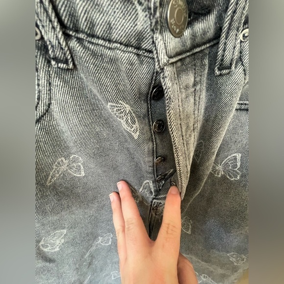 Simple Society Butterfly Jeans size 27 women’s/5 juniors - Picture 6 of 10